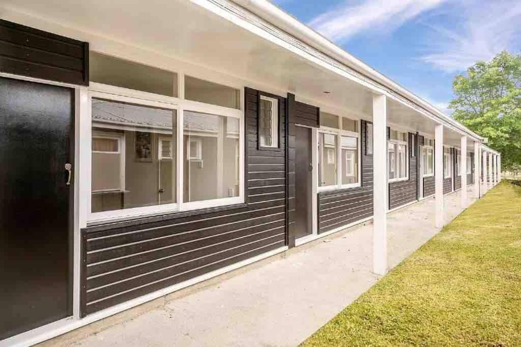 Unit A9, Adorable Holiday Unit With Stunning Views Otematata Exterior photo